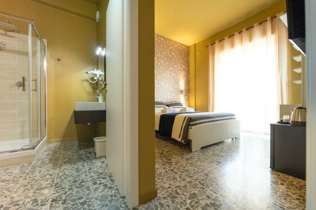 Budget Rooms Carbonazzi 17 Cagliari Exterior foto